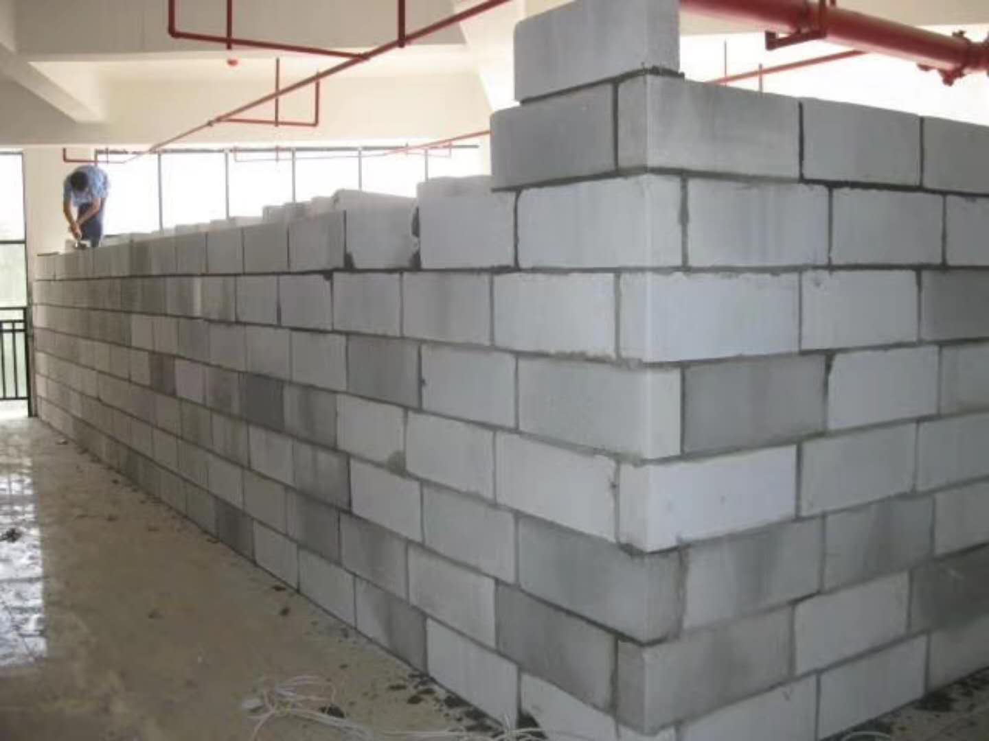 高陵蒸压加气混凝土砌块承重墙静力和抗震性能的研究